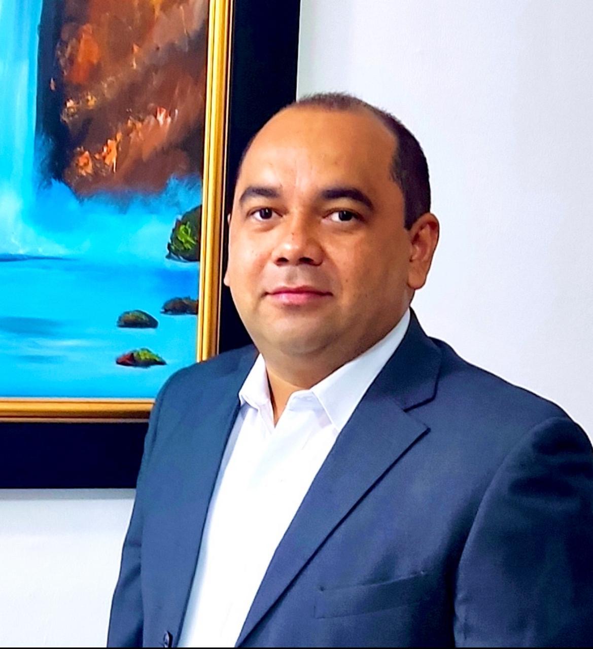 Luis Chávez